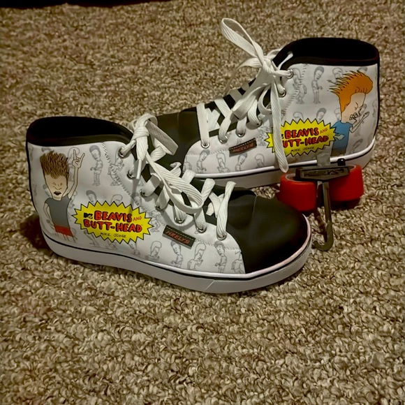 Beavis and Butthead Heeleys 9W 7M - Picture 1 of 5